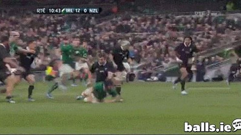 GIF: Brilliant Offload From Sean O'Brien