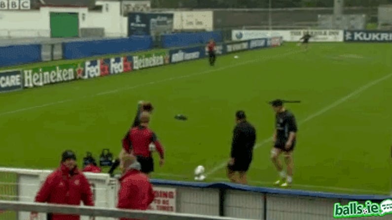 GIF: Ulster's Paddy Jackson kicks a penalty from the corner flag.