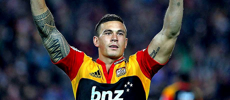 why does sonny bill williams tape over his shirt sponsor