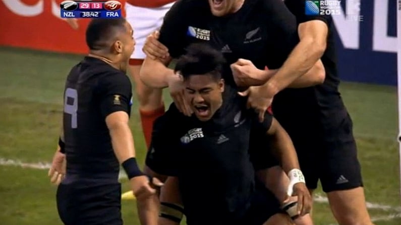 Twitter Lost The Arse Over Julian Savea's Bulldozing Try