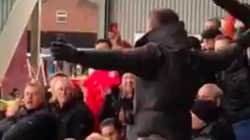 Watch: Michael Carrick Was Giving It Socks With United Fans At Turf Moor