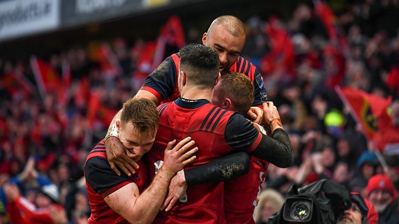 21 January 2018; Keith Earls of Munster is congratulated by team-mates, from left, Rory Scannell, Conor Murray and Simon Zebo after scoring his side's first try during the European Rugby Champions Cup Pool 4 Round 6 match between Munster and Castres at Thomond Park in Limerick. Photo by Stephen McCarthy/Sportsfile