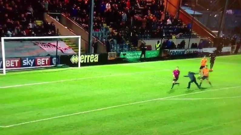 League One Pitch Invader Makes Fool Of Himself Trying To Attack Referee