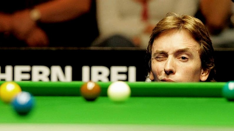 16 August 2006; Ken Doherty has a look at his line. Ken Doherty.v.James Wattana. Northern Ireland trophy, round 2, World Snooker, Waterfront Hall, Belfast. Picture credit; Oliver McVeigh / SPORTSFILE