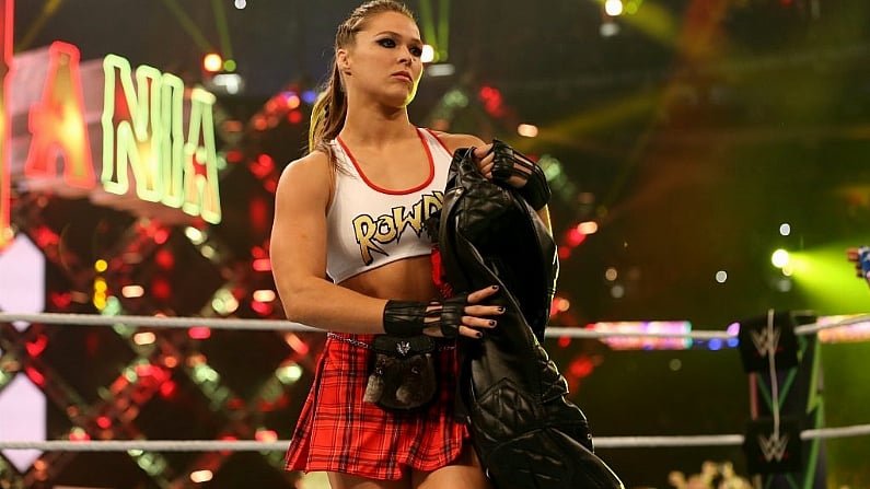 People Are Raving About Ronda Rousey's WWE Singles Debut Last Night