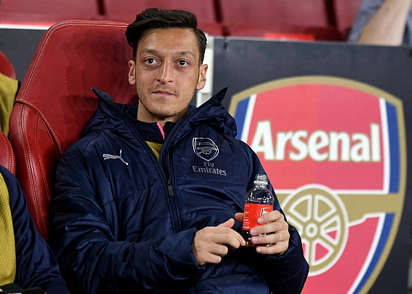 mesut ozil