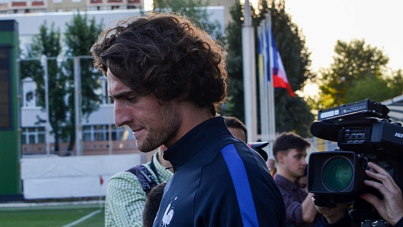 Barcelona May Be Forced To Pay Off PSG's Adrien Rabiot If He Joins Juventus