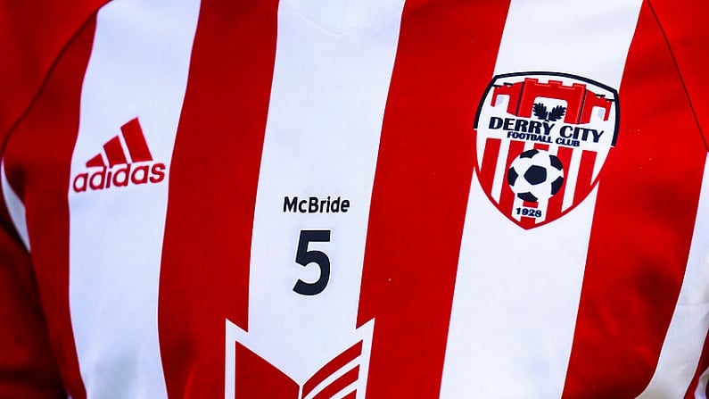 8 June 2019; A detailed view of the Derry City crest during the SSE Airtricity League Premier Division match between Shamrock Rovers and Derry City at Tallaght Stadium in Dublin. Photo by Stephen McCarthy/Sportsfile