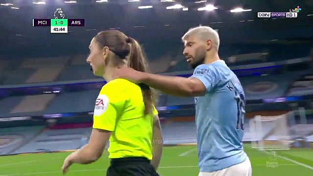 Sian Massey-Ellis sergio aguero