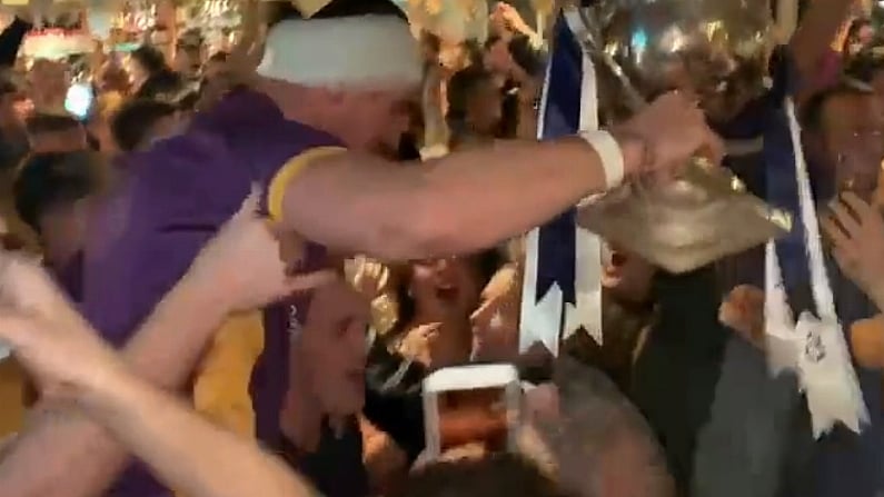 Bandaged Shane Walsh Received A Raucous Welcome In Kilmacud Clubhouse