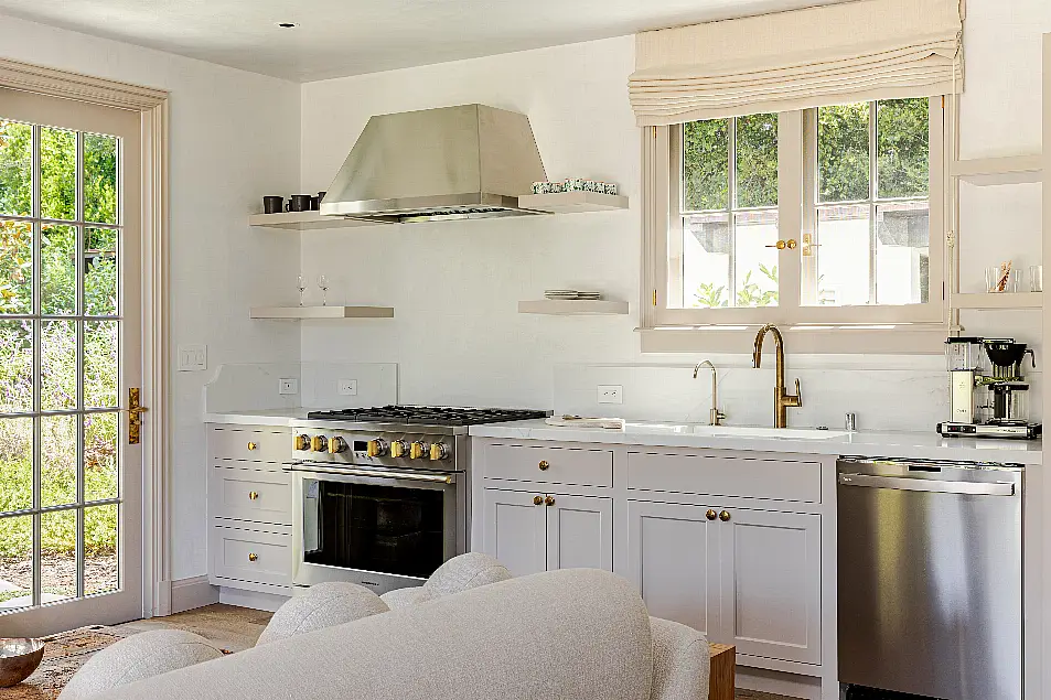 Kitchen with counters and a sink 