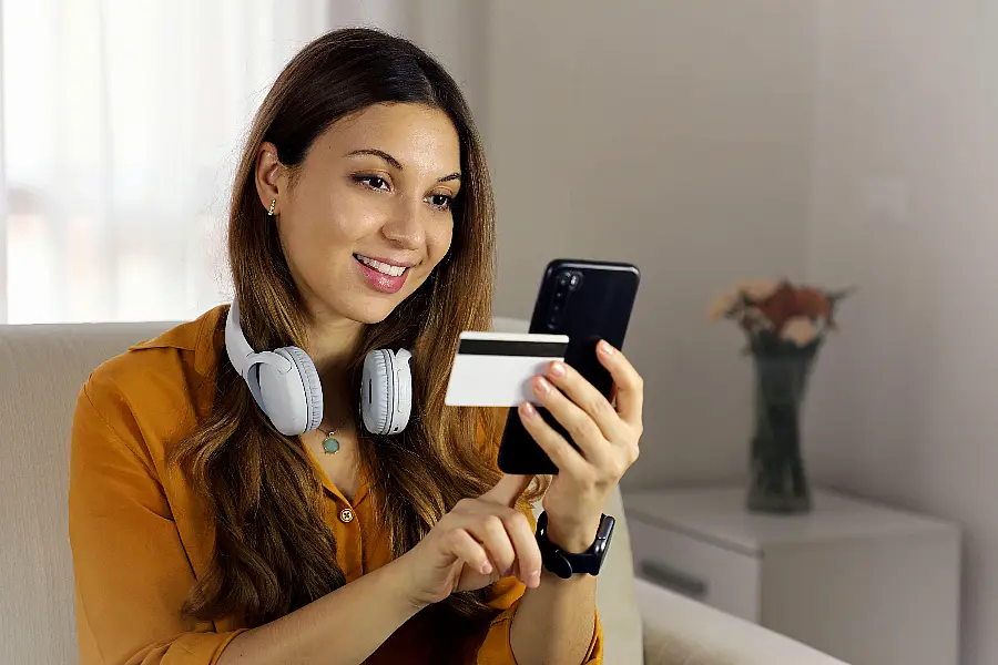 Woman shopping on her phone