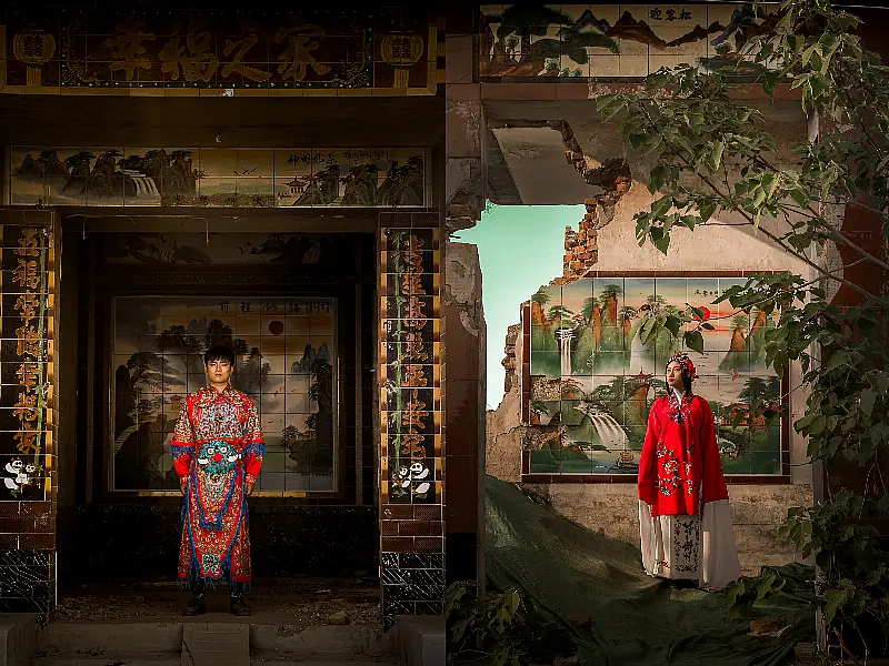 Two Chinese opera performers