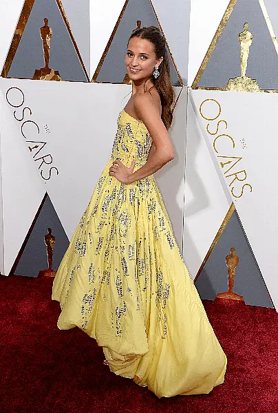 Alicia Vikander at the 2016 Academy Awards