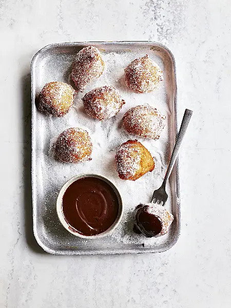 mini cinnamon doughnuts