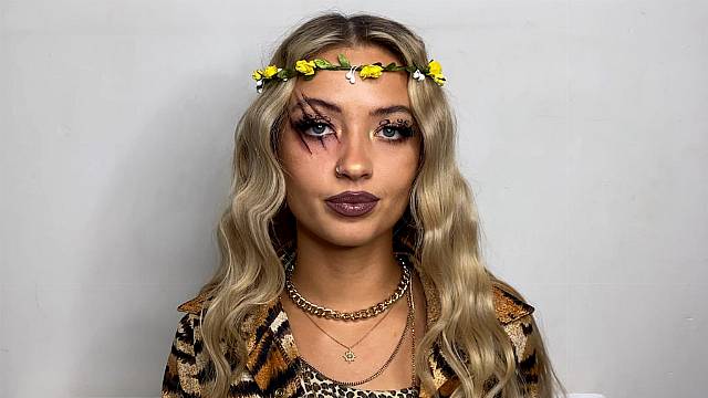 Video: How To Create Tiger King Star Carole Baskin’s Hair For Halloween