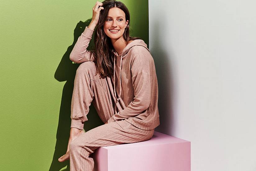 Lazy Days: The Best Fashion For Lounging About In