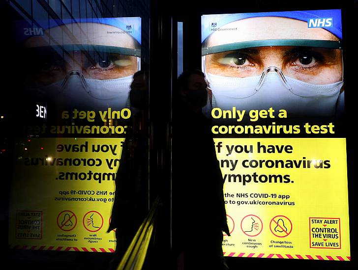 Uk Testing Error Wrongly Tells 1,300 People They Have Coronavirus