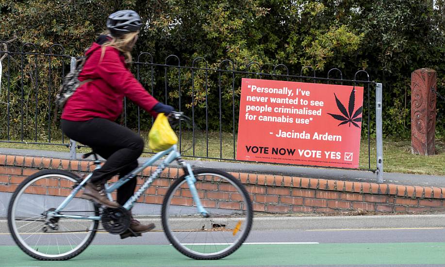 New Zealand Votes To Legalise Euthanasia But Not Marijuana