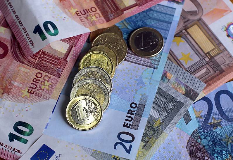 Irish Bank Lending Recovery To 'Falter' After Lockdown Extension