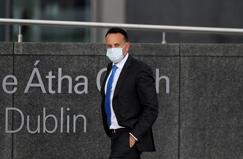 Doctors ‘Shooting Themselves In Foot’, Varadkar Said In Text To Ó Tuathail