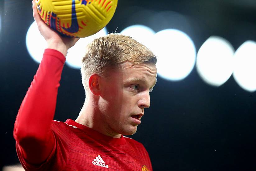 Van De Beek Admits Man Utd Cannot Take Progress For Granted