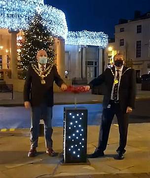 Christmas Lights Switch-On Gaffe Takes Internet By Storm