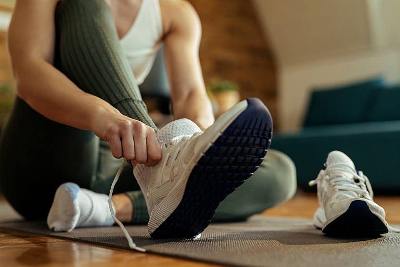 The Emotional Stages Of Doing A Workout When You Have No Motivation