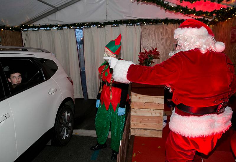 Drive-In Santa's Grotto Brings Christmas To The Rds