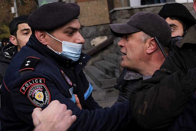 Armenian Parliament Besieged By Protesters Demanding Pm’s Resignation