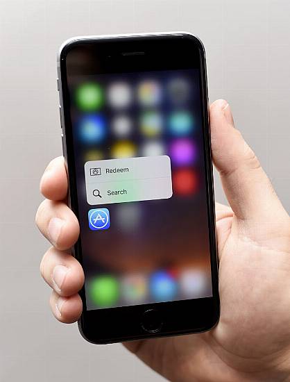 Apple Clarifies Privacy Label Plans After Criticism From Whatsapp