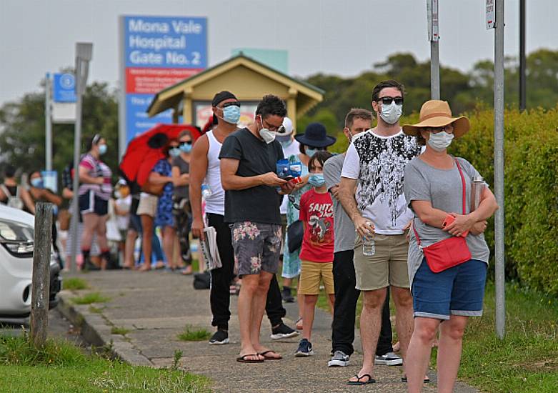 Australian Christmas Travel In Chaos As Sydney Coronavirus Cluster Grows