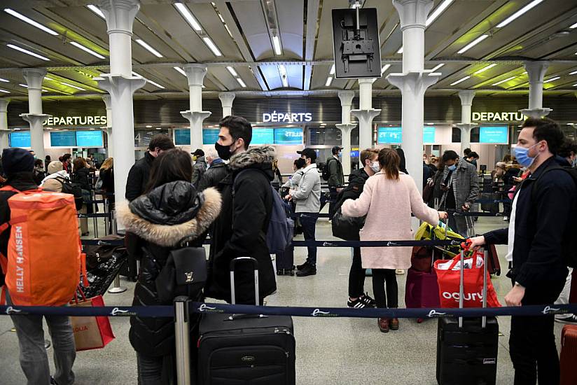 Travellers Make Last-Minute Trips On Eurostar As Eu Nations Ban Uk Flights