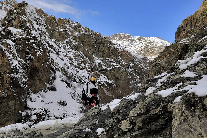 Search For Survivors Ends After Deadly Avalanches In Iran