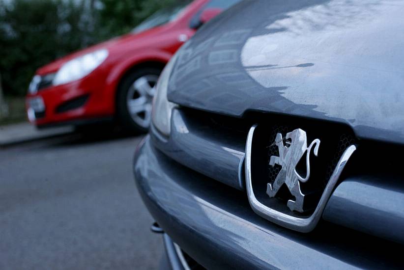 Fiat Chrysler And Peugeot Shareholders Agree To Merger