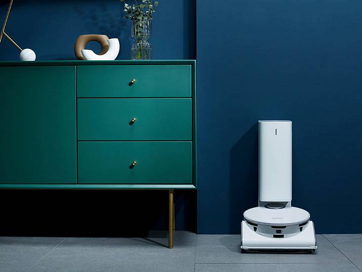 Samsung Unveils Trio Of New Robots To Help Out Around The House