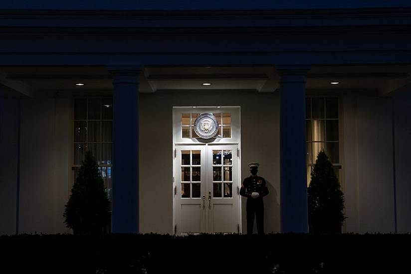 Oval Office Farewell Note Tradition In Doubt As Donald Trump Clears His Desk