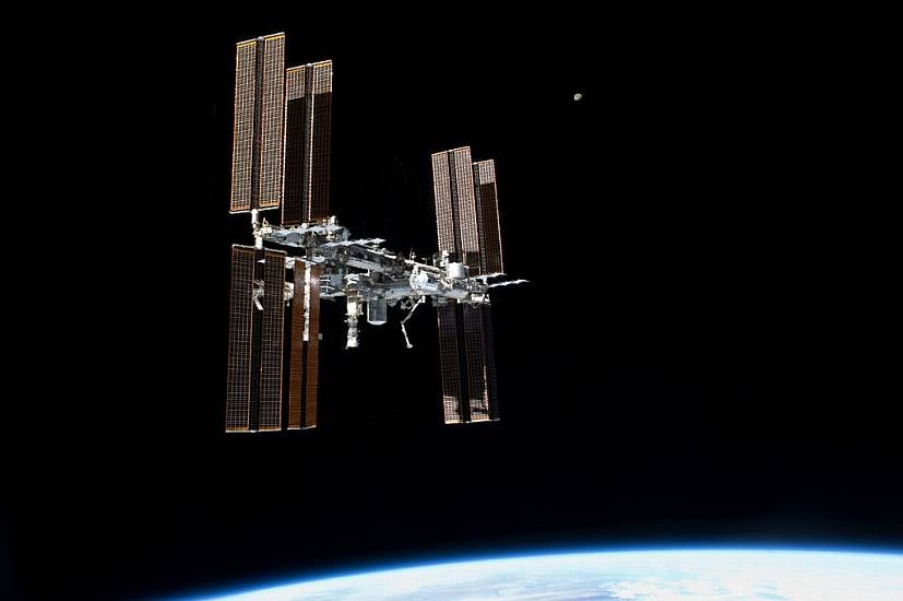 First Private Space Crew Paying £40M Each To Fly To Station