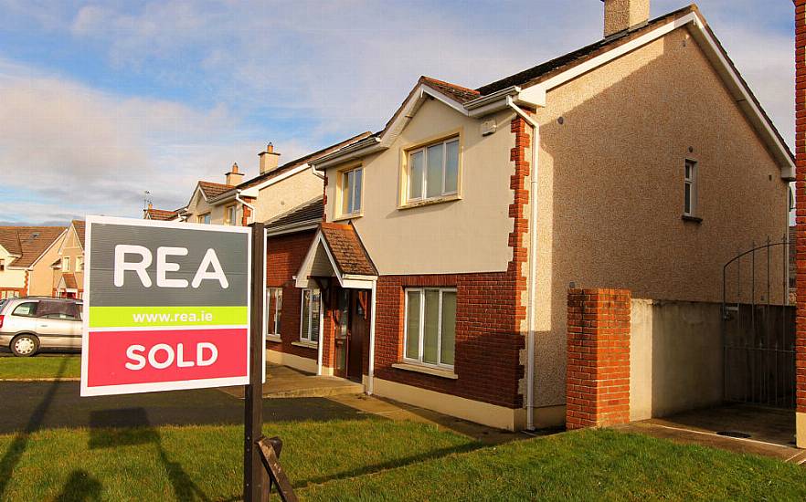 Government Urged To Improve Housing Options For Single People