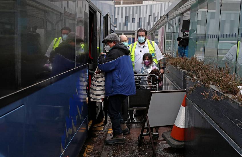 Us Travellers Avoid Scottish Hotel Quarantine With Short Stay In Dublin