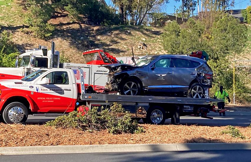 Tiger Woods Seriously Injured In California Crash