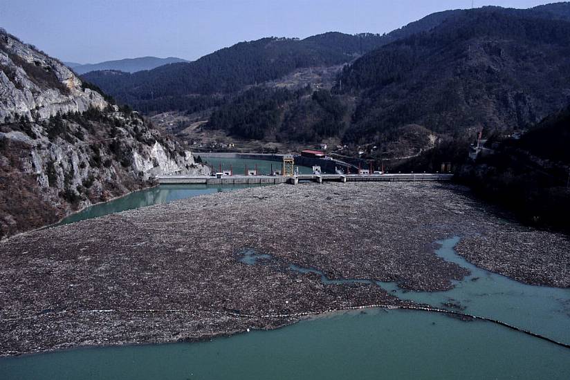 Rubbish Fills Bosnia River Faster Than Workers Can Pull It Out