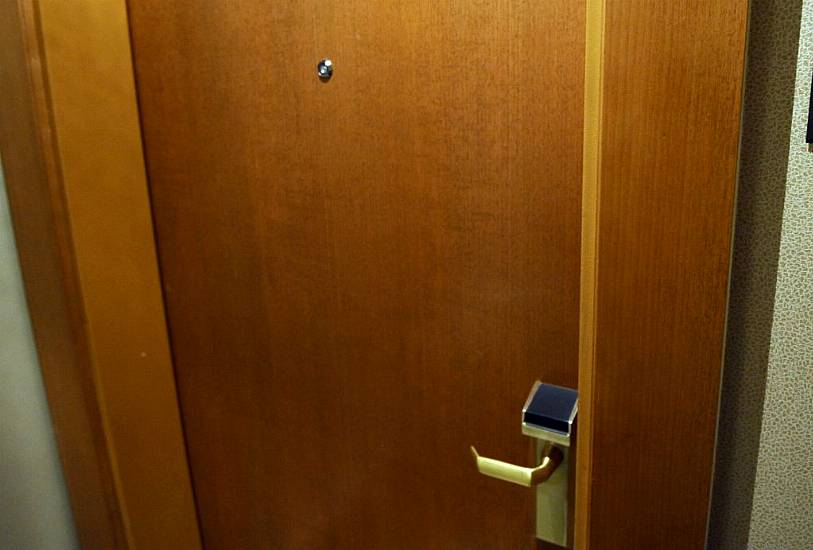 Burglar Used Stolen Master Key To Access Hotel Rooms