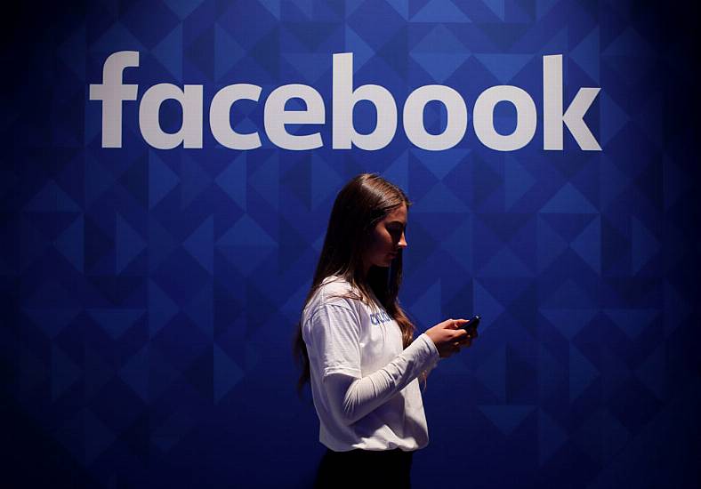 Facebook Signs Pay Deals With Three Australian News Publishers