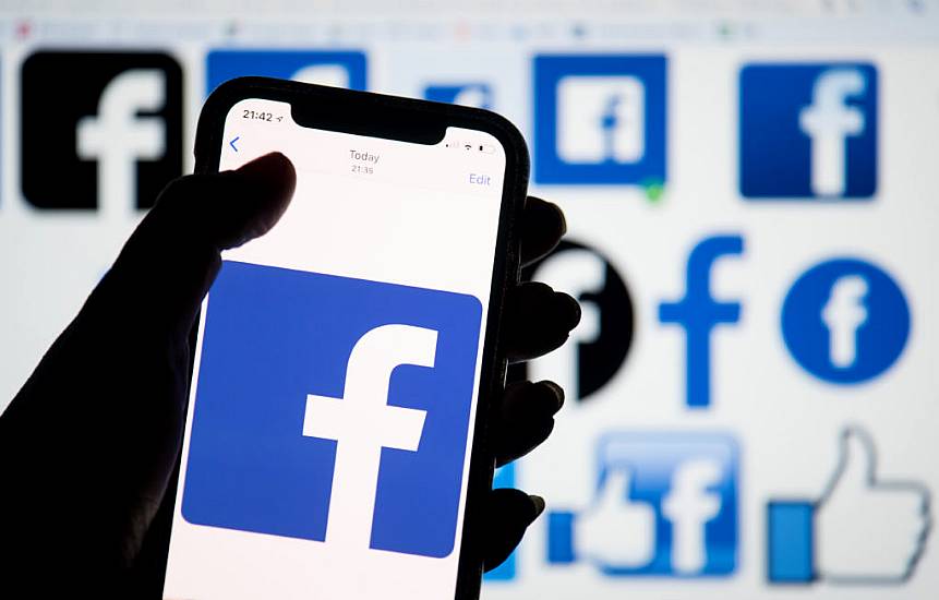 Us Judge Approves Facebook Privacy Lawsuit Settlement