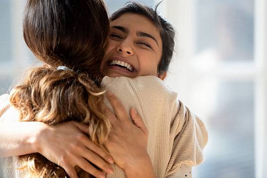 6 Things You Know If You Really, Really Miss Hugging People