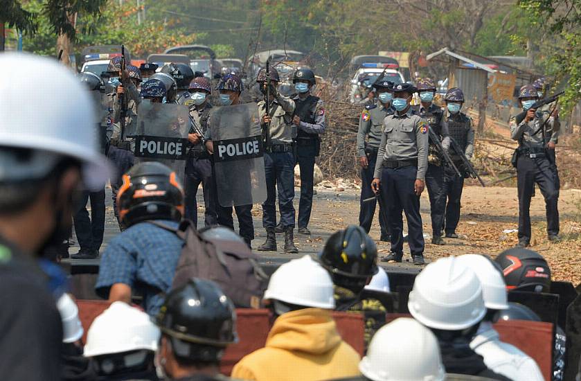 Nun Kneels In Front Of Police To Stop Myanmar Violence, But In Vain