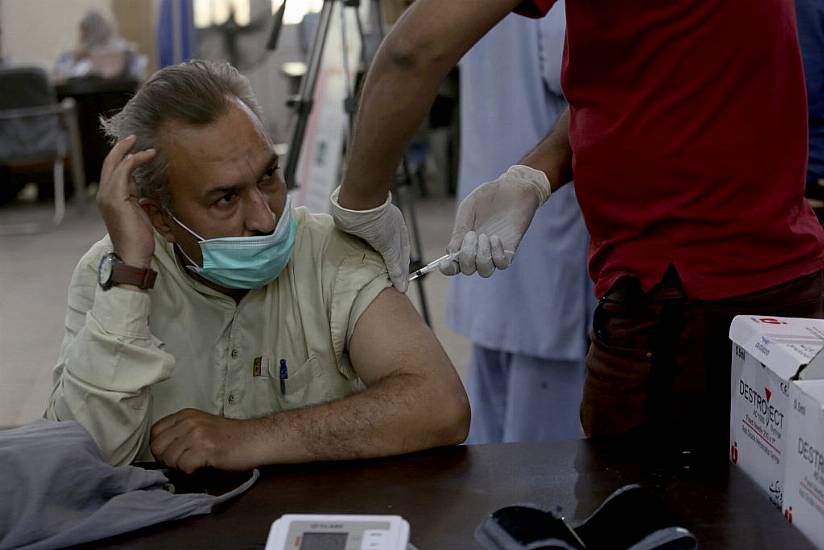 Pakistan Begins Vaccine Campaign To Protect Over-60S From Coronavirus