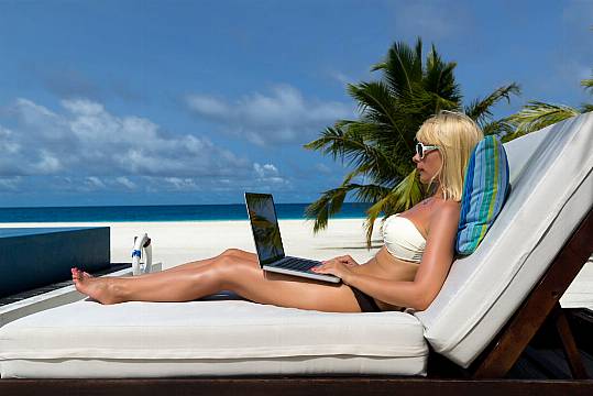 Remote Working: Where To Set Up Desk Space Overseas