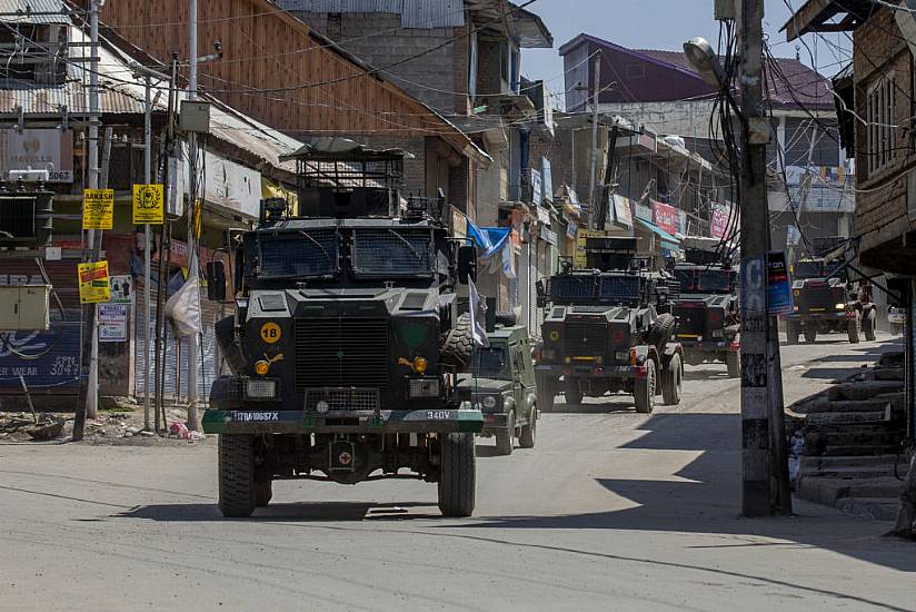 Five Rebels Killed In Gun Battle With Indian Soldiers In Kashmir